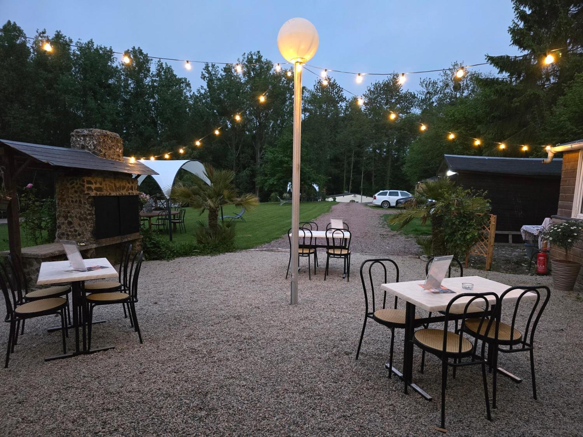 Clos Des Monts Saint-Martin-des-Besaces エクステリア 写真